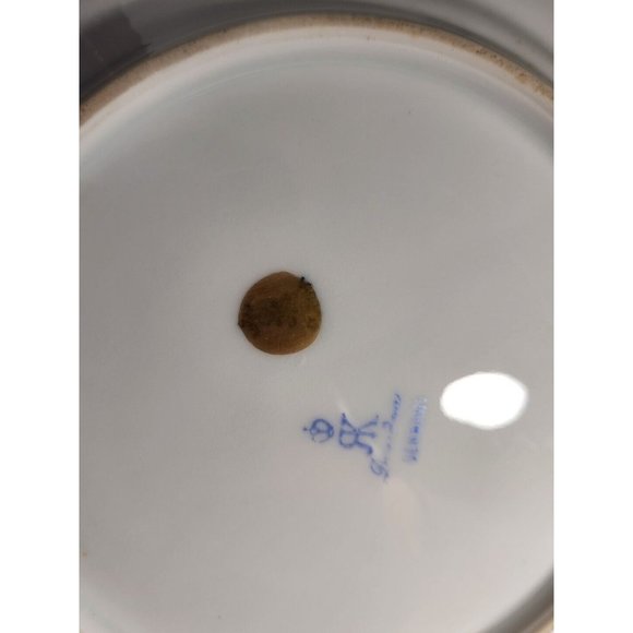 Dresden Richard Klemm Red Quatrefoil Plate Size 7-7/8” Burgundy Germany (A) - Picture 7 of 9